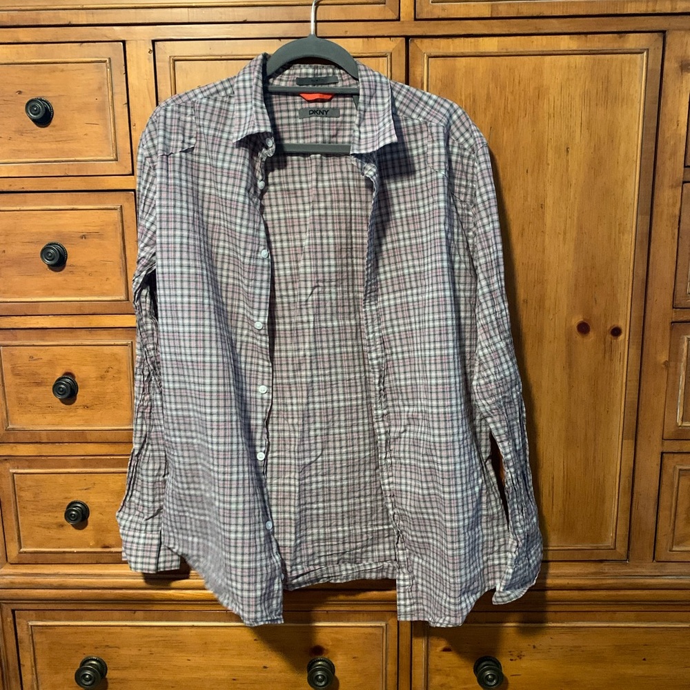 EUC DKNY plaid button down slim fit long sleeve shirt